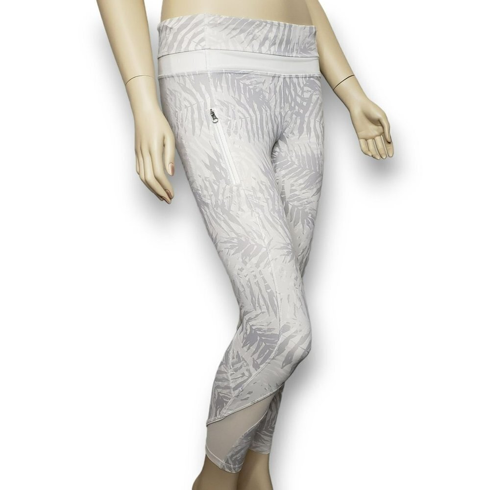 Lululemon‎ Inspire Tight II Womens 6 Palm Camo White Nimbus Luxtreme